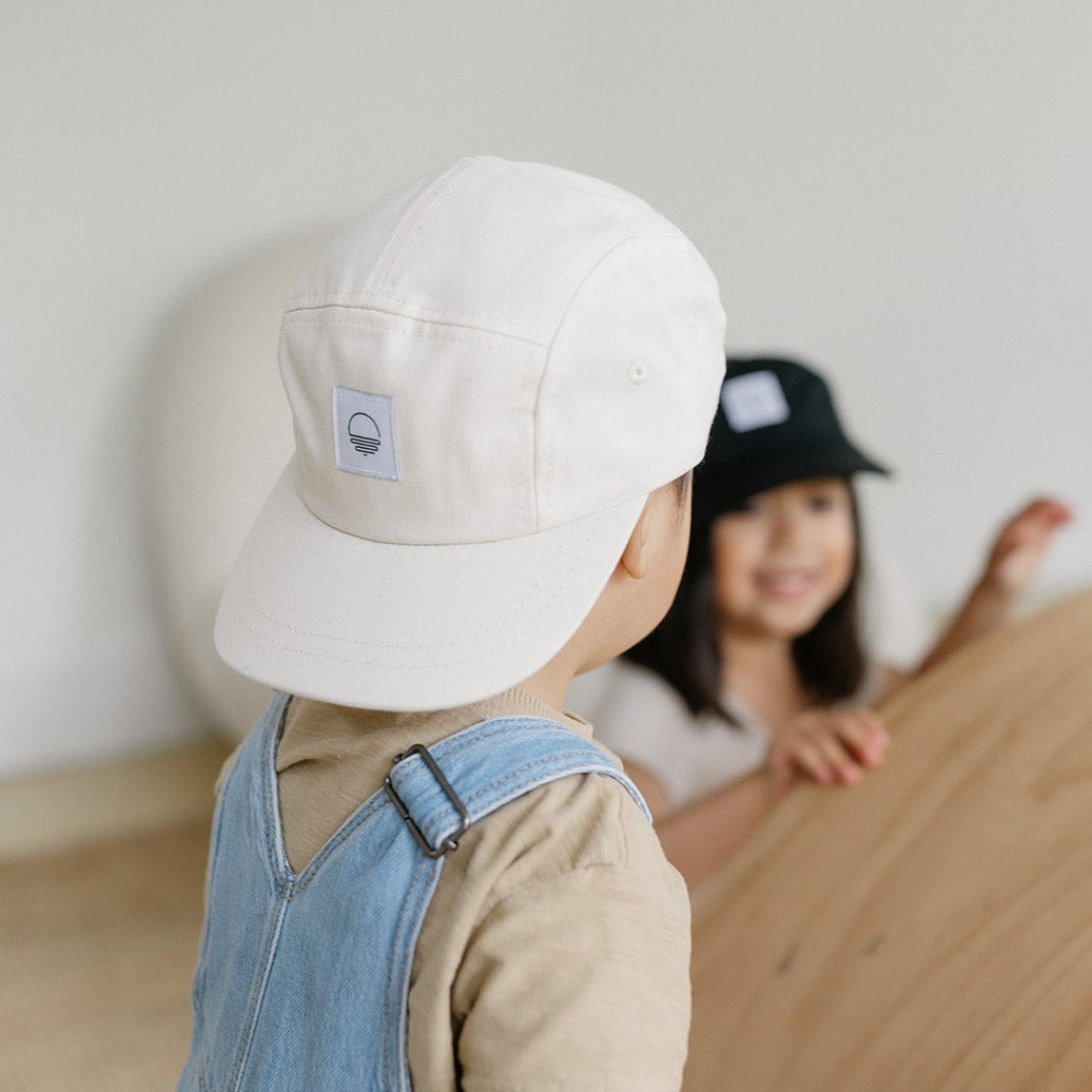 Organic Cotton Hat with Minimalist Icon in Aspen | Toddler